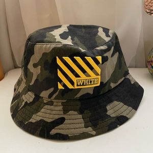 “Off White” bucket hat